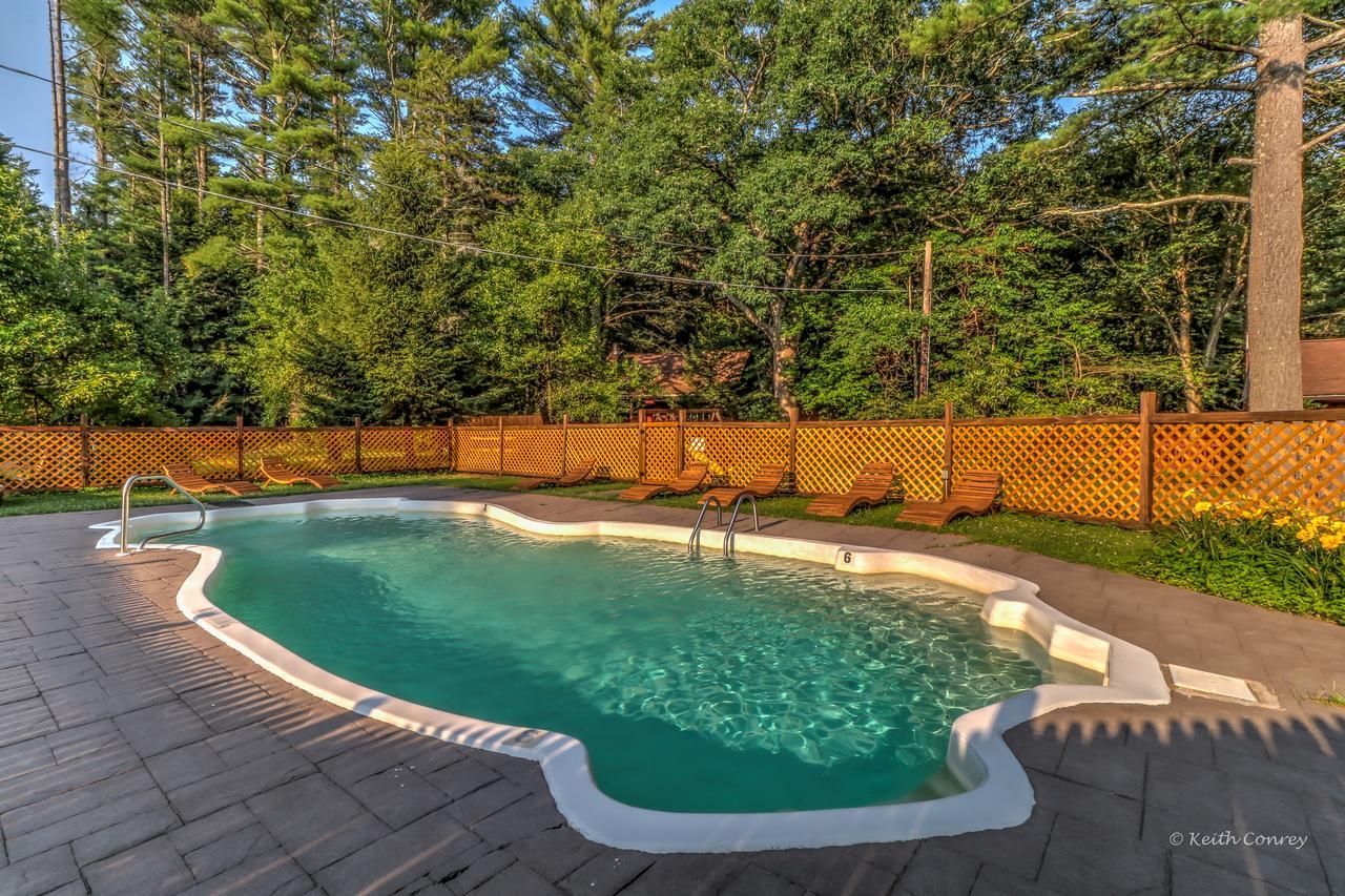 Magnolia Streamside Resort 카나덴시스 외부 사진