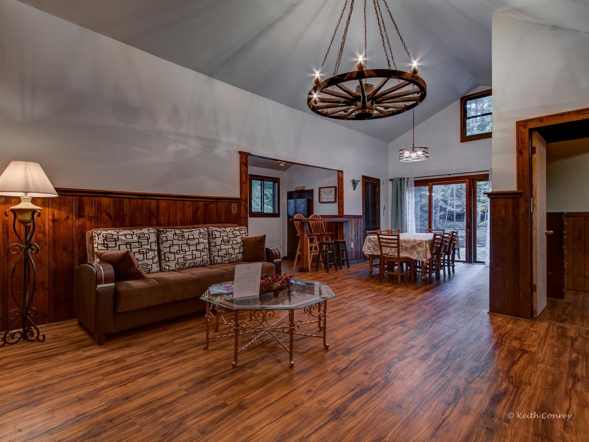 Magnolia Streamside Resort 카나덴시스 외부 사진