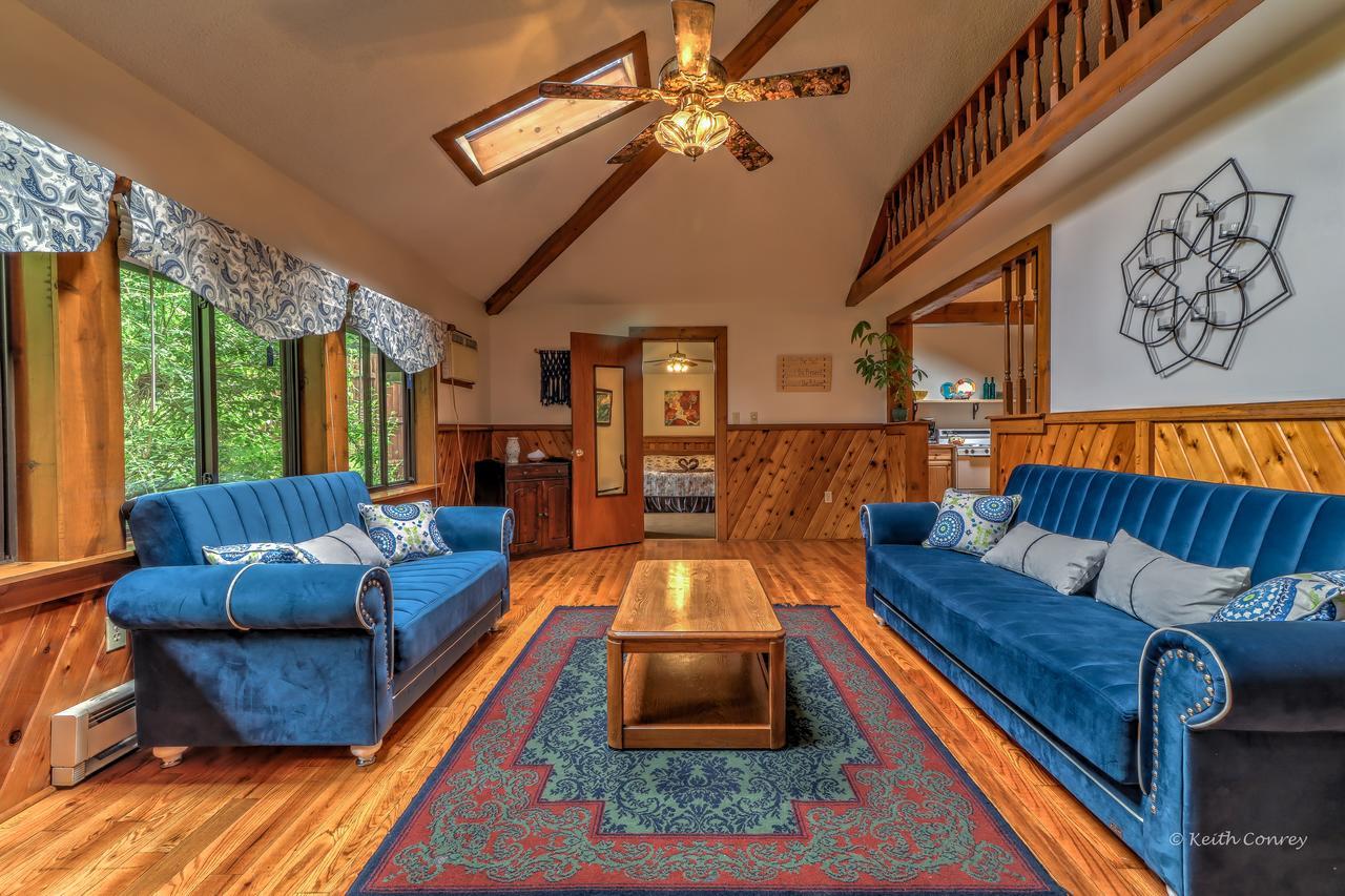 Magnolia Streamside Resort 카나덴시스 외부 사진